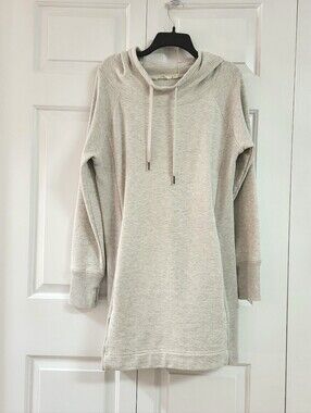 Earth Yoga tunic pullover hoodie sweater, size large, NWOT